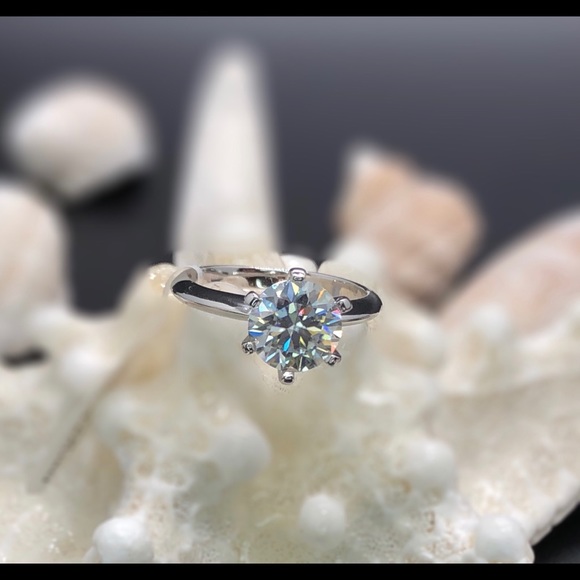 2ct moissanite diamond ring with Certificate - Picture 6 of 12